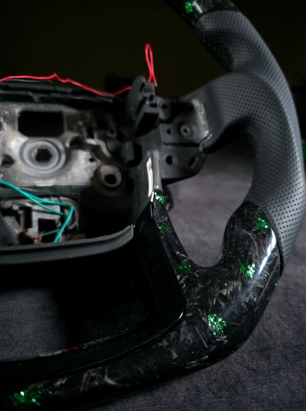 Range Rover Carbon LED Steering Wheel - Image 3