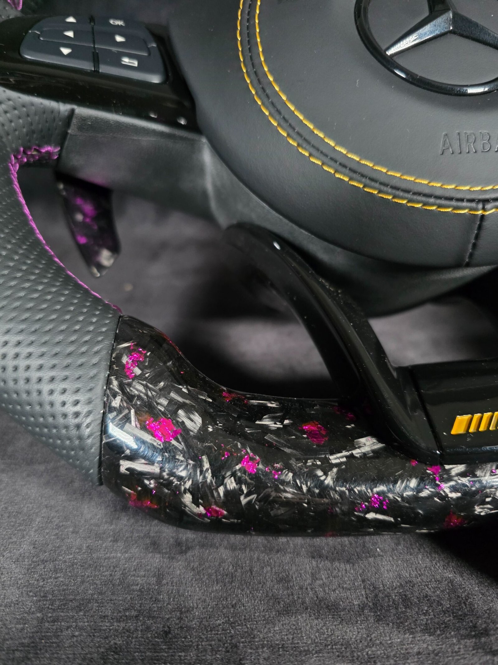 Forged Carbon Purple flakes AMG LED Steering wheel - Image 6
